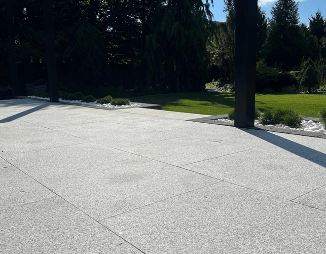 Płyty Tarasowe Granitowe Płomieniowane 60x60x2cm 0,36m² SZTUKI - Podłogi, Chodniki, Tarasy (NBC)