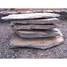 Kamień szarogłazowy wielkopłytowy 1000 kg – naturalny kamień ogrodowy | KAMWER