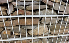 Kamień gabionowy 80-120 szarogłazowy 1000kg